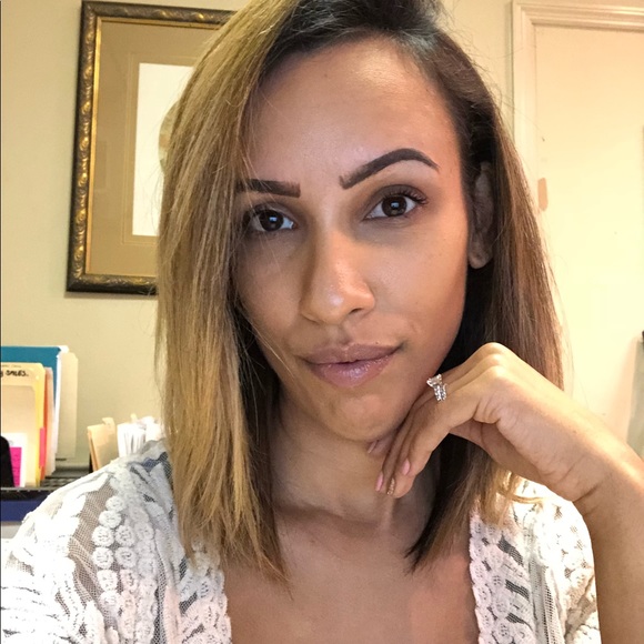 Meet your Posher, Kay - Picture 6 of 6